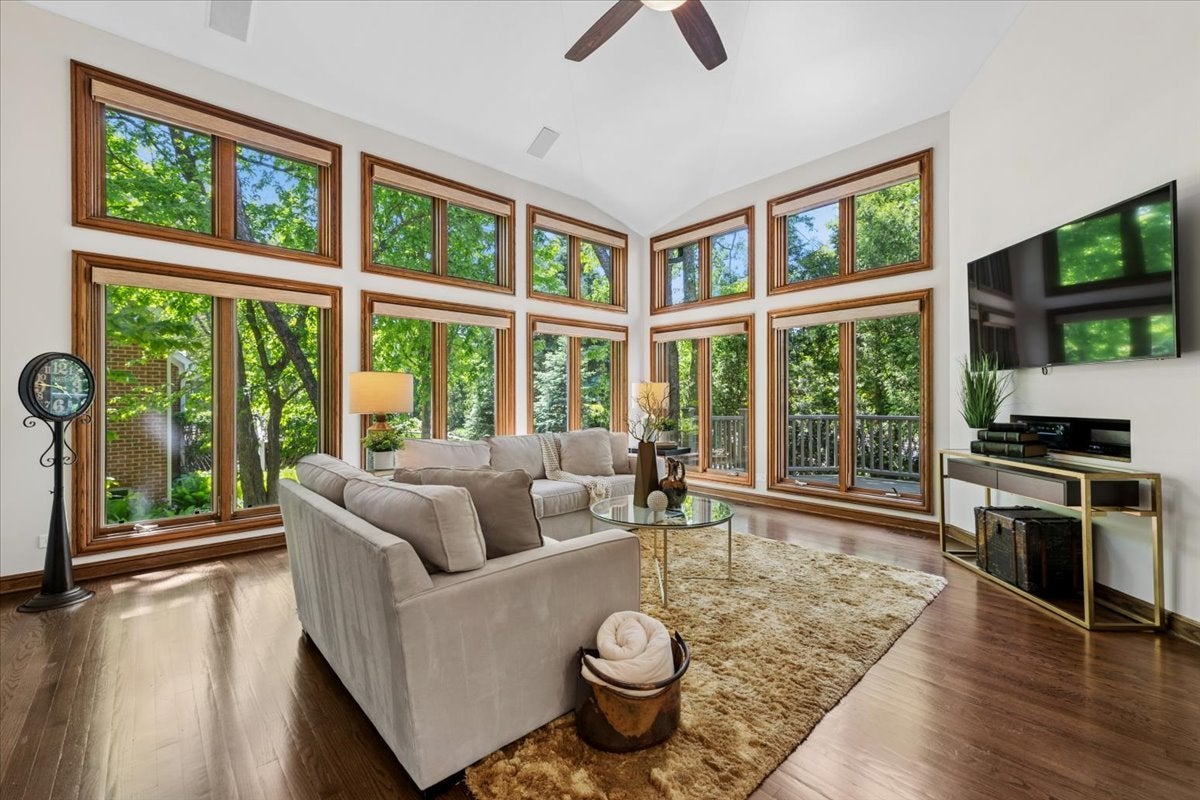 203 Crooked Tree Court