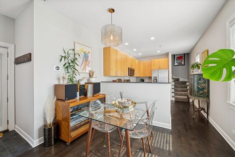 Tiny photo for 2451 N CLYBOURN Avenue #16, Chicago, IL 60614 (MLS # 12497329)