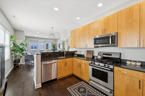Tiny photo for 2451 N CLYBOURN Avenue #16, Chicago, IL 60614 (MLS # 12497329)