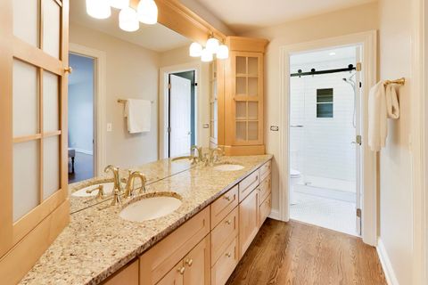 Tiny photo for 1317 W Grove Street, Arlington Heights, IL 60005 (MLS # 12628911)
