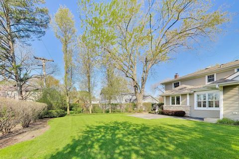 Tiny photo for 1317 W Grove Street, Arlington Heights, IL 60005 (MLS # 12628911)