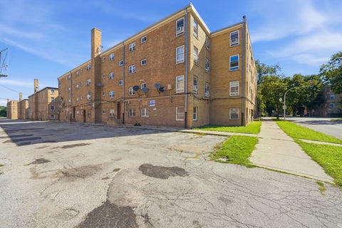 Tiny photo for 6112 N DAMEN Avenue #2, Chicago, IL 60659 (MLS # 12740595)