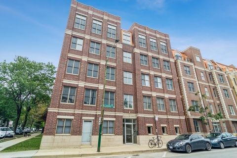 Photo of 2602 W DIVERSEY Avenue #302, Chicago, IL 60647 (MLS # 12484070)