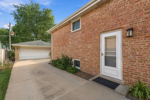 Tiny photo for 7515 173rd Place, Tinley Park, IL 60477 (MLS # 12755626)