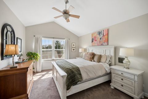 Tiny photo for 2715 Langley Circle, Glenview, IL 60026 (MLS # 12613866)