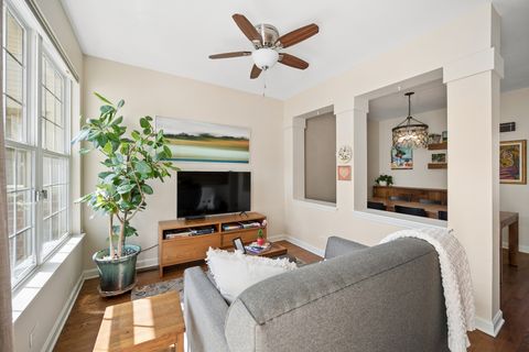 Tiny photo for 2715 Langley Circle, Glenview, IL 60026 (MLS # 12613866)