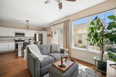 Tiny photo for 2715 Langley Circle, Glenview, IL 60026 (MLS # 12613866)