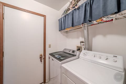 Tiny photo for 1419 Ridge Road, South Elgin, IL 60177 (MLS # 12703210)