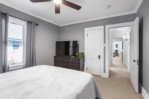 Tiny photo for 922 W Daniel Street, Champaign, IL 61821 (MLS # 12749323)