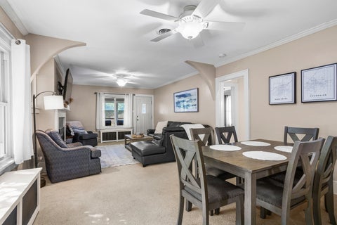 Tiny photo for 922 W Daniel Street, Champaign, IL 61821 (MLS # 12749323)