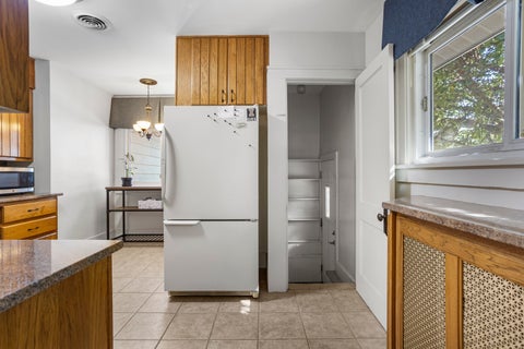 Tiny photo for 922 W Daniel Street, Champaign, IL 61821 (MLS # 12749323)