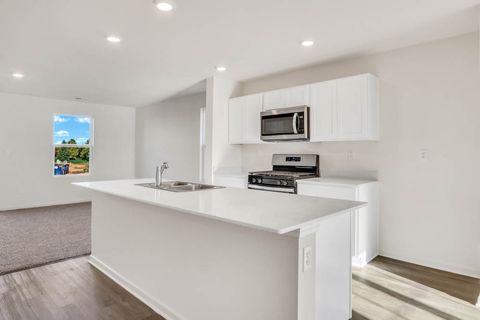 Tiny photo for 1409 Oakfield Lane, Pingree Grove, IL 60140 (MLS # 12491087)