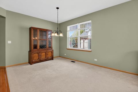 Tiny photo for 259 Pleasant Plains Drive, St. Charles, IL 60175 (MLS # 12626177)