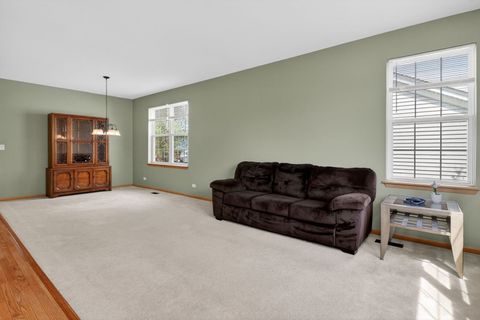 Tiny photo for 259 Pleasant Plains Drive, St. Charles, IL 60175 (MLS # 12626177)