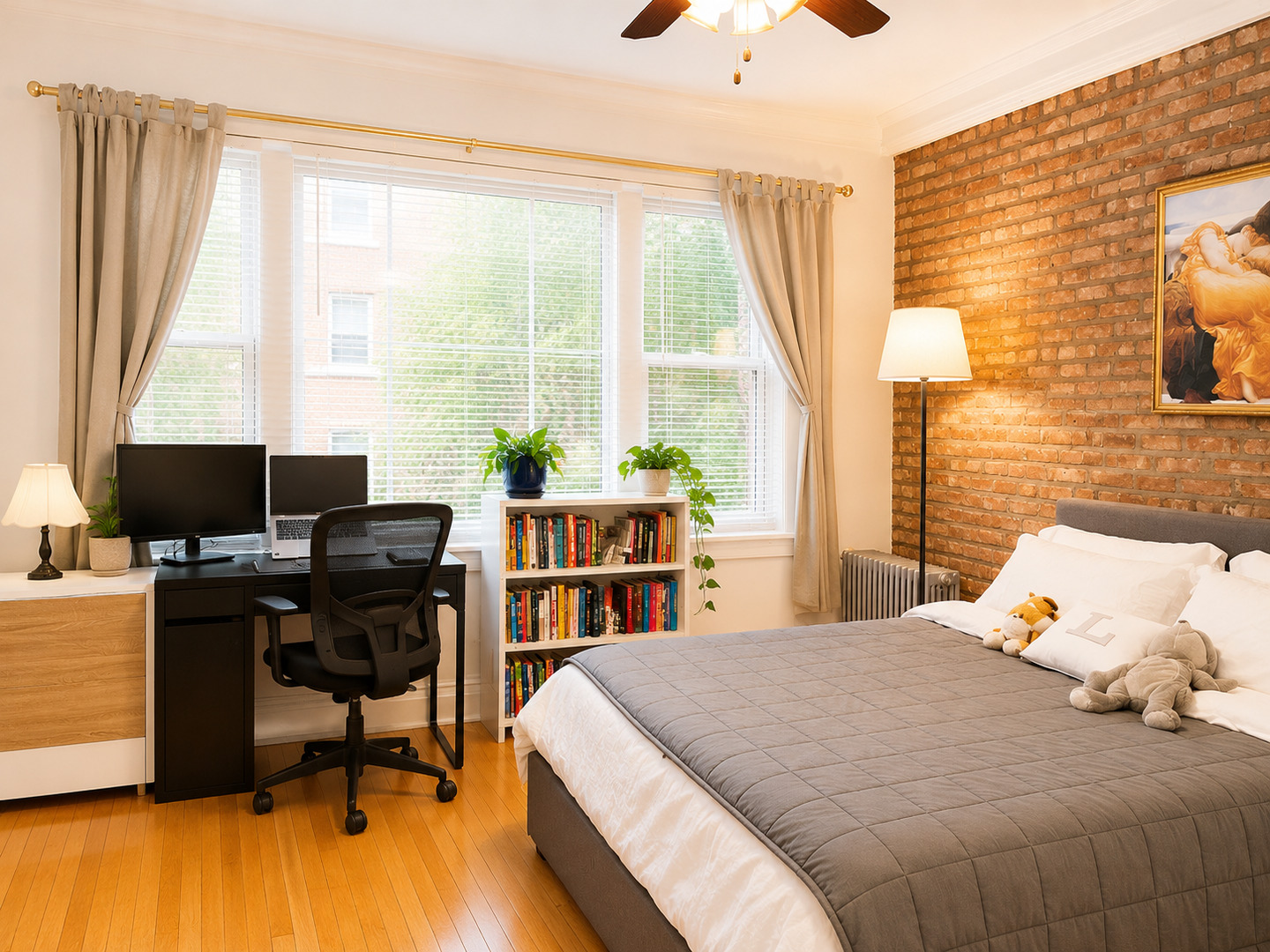 444 W Arlington Place 3