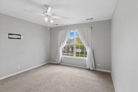 Tiny photo for 1466 Doolittle Lane #1466, Grayslake, IL 60030 (MLS # 12631217)