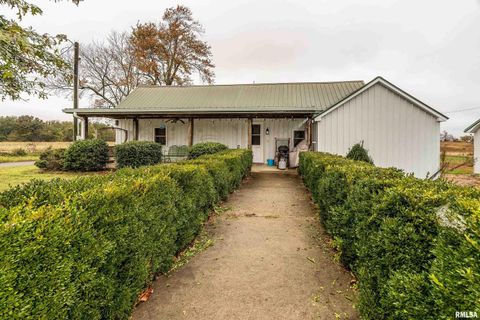 Photo of 365 BOND Road, Galatia, IL 62935 (MLS # EB460363)