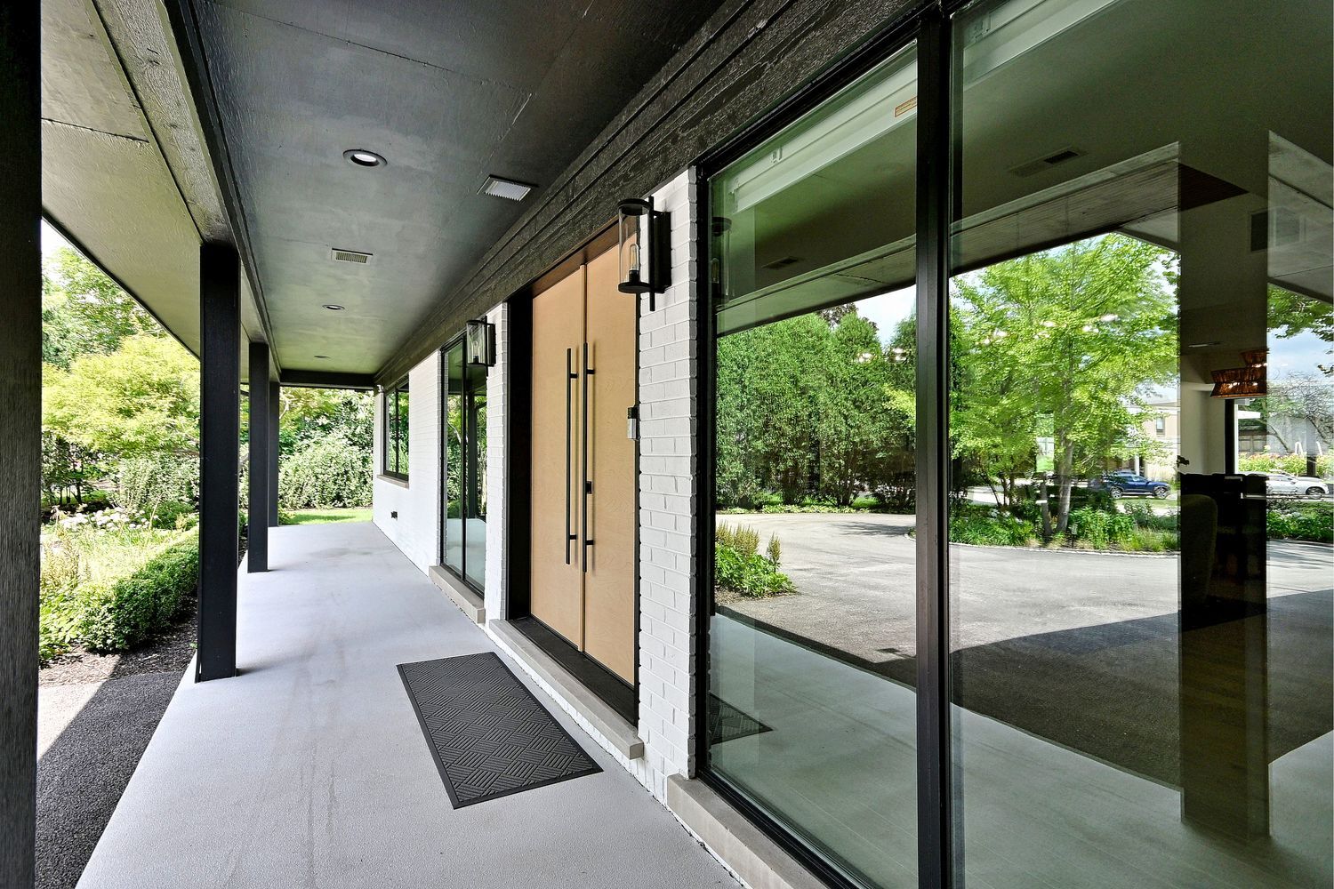 3456 Whirlaway Drive