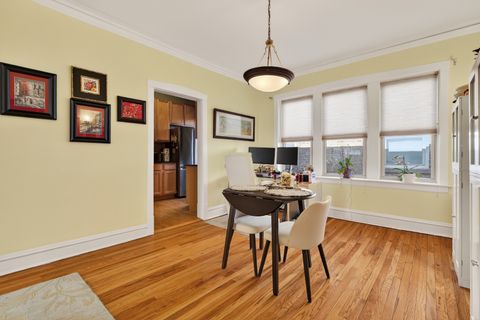 Tiny photo for 242 S MAPLE Avenue #3E, Oak Park, IL 60302 (MLS # 12563510)