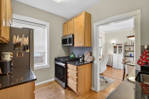 Tiny photo for 242 S MAPLE Avenue #3E, Oak Park, IL 60302 (MLS # 12563510)