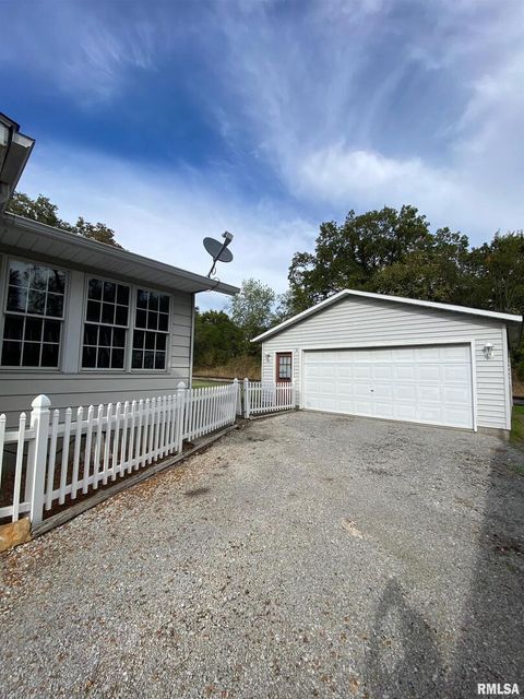 Tiny photo for 1200 ACADEMY Street, Eldorado, IL 62930 (MLS # EB460535)