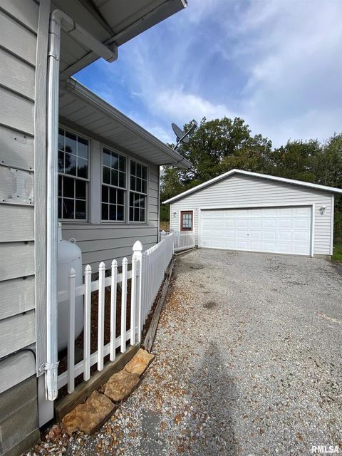 Tiny photo for 1200 ACADEMY Street, Eldorado, IL 62930 (MLS # EB460535)