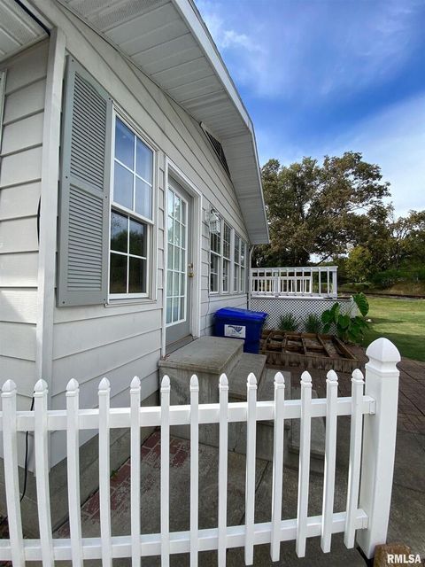 Tiny photo for 1200 ACADEMY Street, Eldorado, IL 62930 (MLS # EB460535)