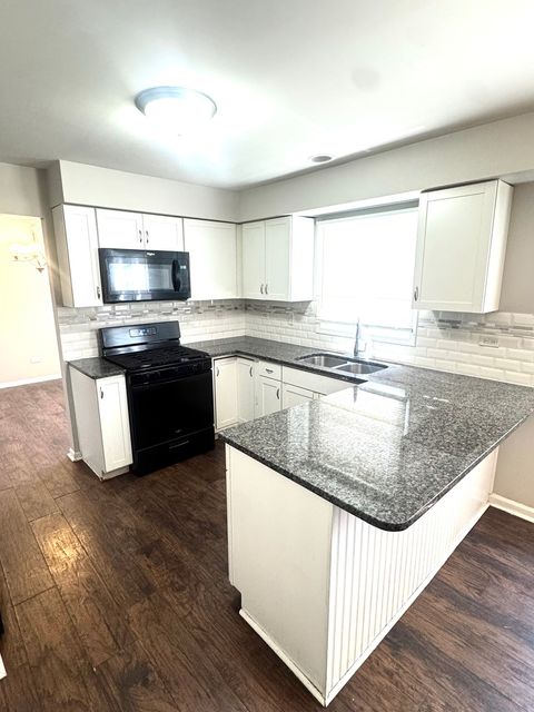 Tiny photo for 706 Carnation Lane, Matteson, IL 60443 (MLS # 12410116)