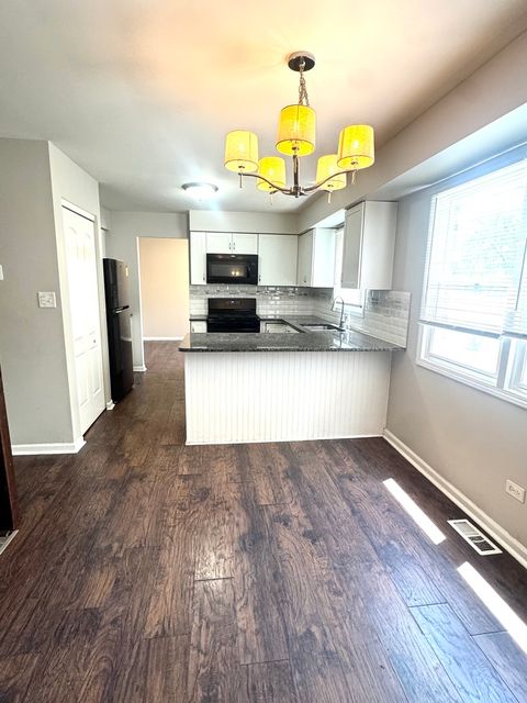 Tiny photo for 706 Carnation Lane, Matteson, IL 60443 (MLS # 12410116)