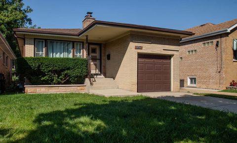 Photo of Berwyn, IL 60402 (MLS # 12480296)