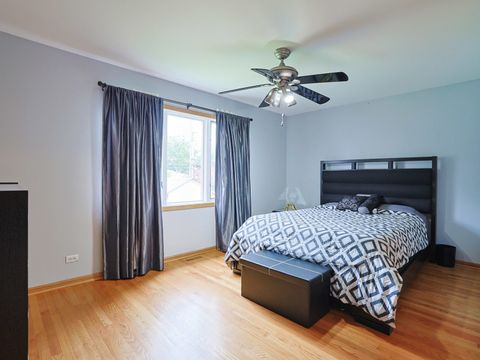 Tiny photo for 791 N Adele Street, Elmhurst, IL 60126 (MLS # 12501310)