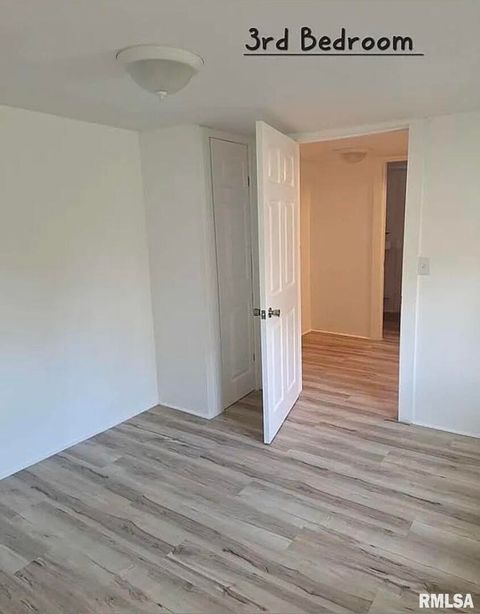 Tiny photo for 602 W CHERRY Street, Mcleansboro, IL 62859 (MLS # EB460529)