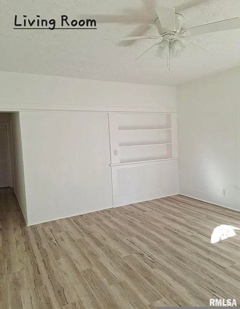 Tiny photo for 602 W CHERRY Street, Mcleansboro, IL 62859 (MLS # EB460529)