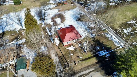 Tiny photo for 602 W CHERRY Street, Mcleansboro, IL 62859 (MLS # EB460529)