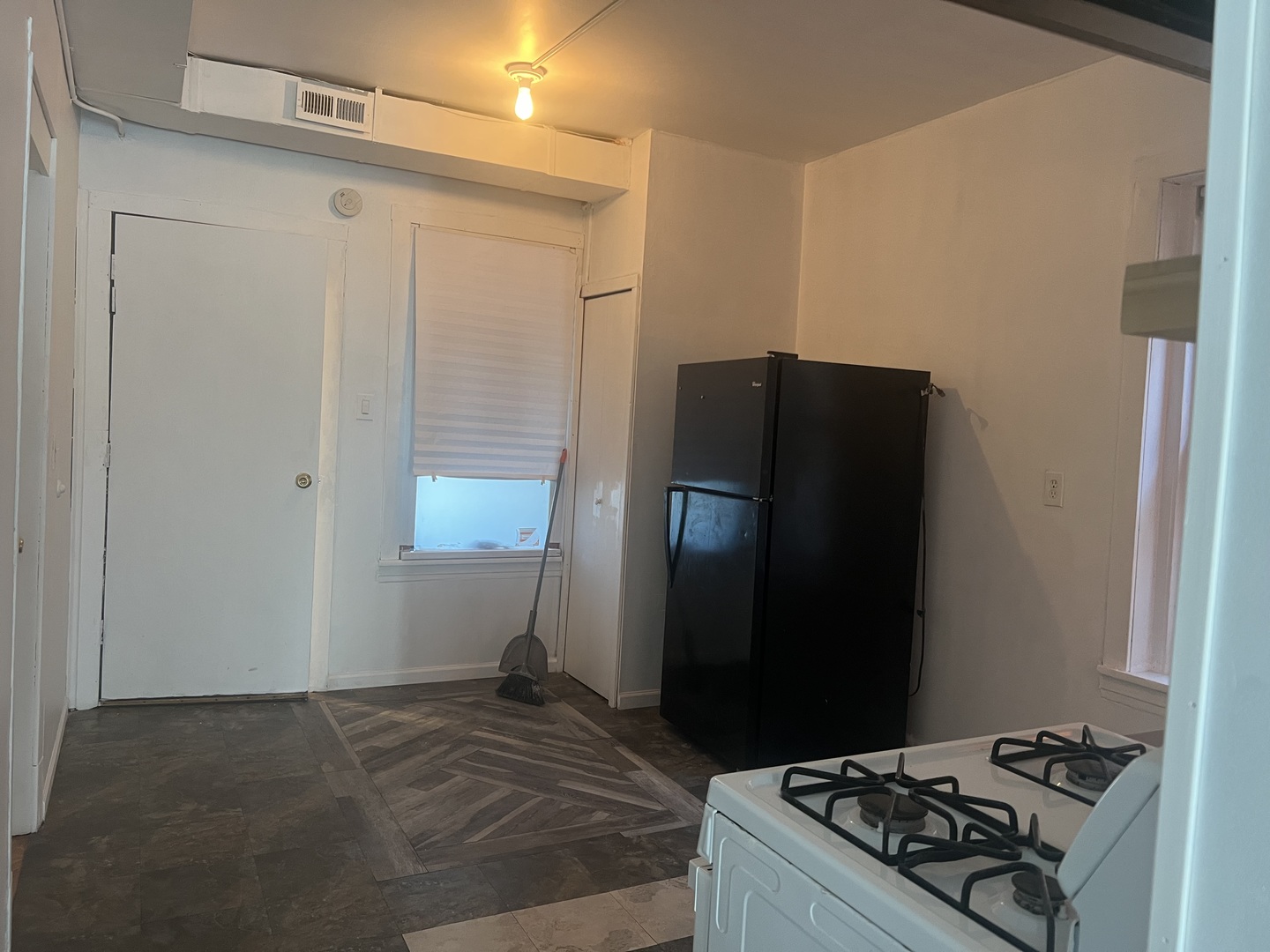 Chicago, Illinois 60632, United States, 5 Bedrooms Bedrooms, ,3 BathroomsBathrooms,Residential,Active,248403