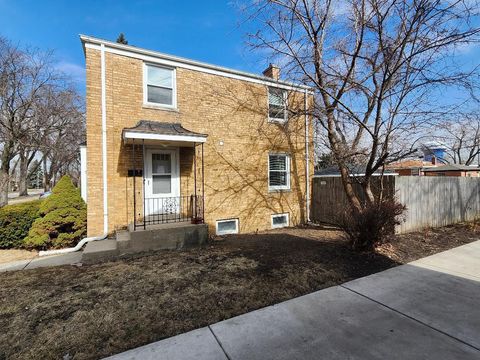 Tiny photo for 1433 Bristol Avenue, Westchester, IL 60154 (MLS # 12596396)