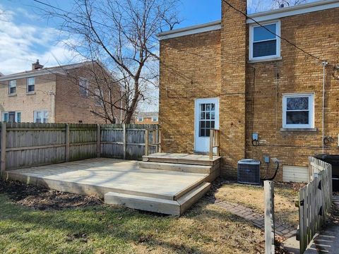 Tiny photo for 1433 Bristol Avenue, Westchester, IL 60154 (MLS # 12596396)