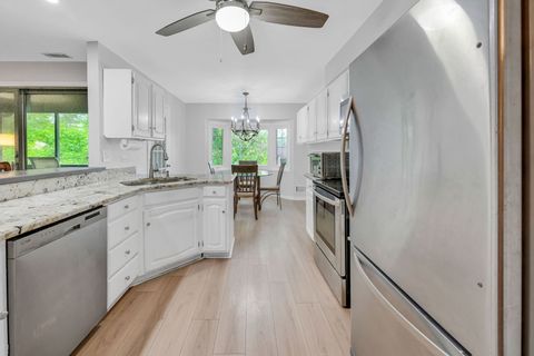 Tiny photo for 13253 S Oak Ridge Trail #2B, Palos Heights, IL 60463 (MLS # 12373090)