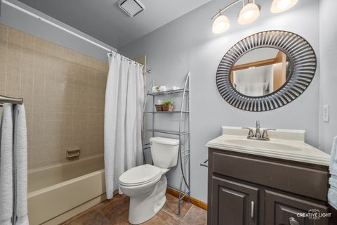 Tiny photo for 38 Ashlawn Avenue, Oswego, IL 60543 (MLS # 12515790)