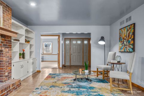 Tiny photo for 38 Ashlawn Avenue, Oswego, IL 60543 (MLS # 12515790)