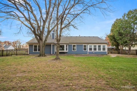 Tiny photo for 38 Ashlawn Avenue, Oswego, IL 60543 (MLS # 12515790)