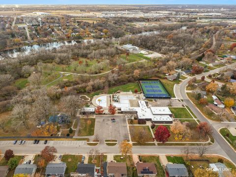 Tiny photo for 38 Ashlawn Avenue, Oswego, IL 60543 (MLS # 12515790)