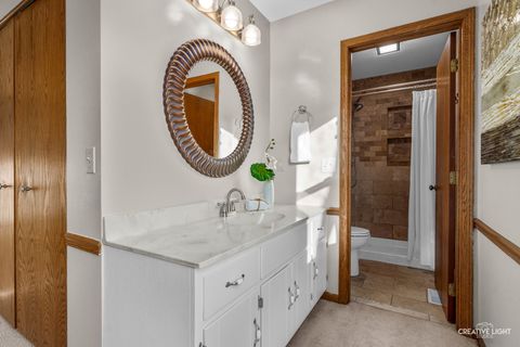 Tiny photo for 38 Ashlawn Avenue, Oswego, IL 60543 (MLS # 12515790)