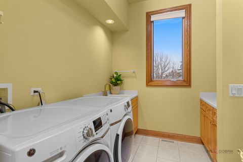 Tiny photo for 1611 Burr Oak Drive, Libertyville, IL 60048 (MLS # 12585302)