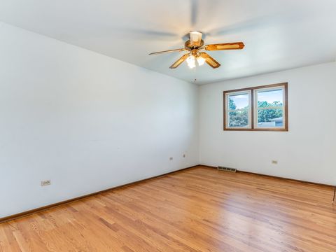 Tiny photo for 8564 Cherry Stone Place, Tinley Park, IL 60487 (MLS # 12479526)