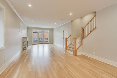Tiny photo for 4135 N Kenmore Avenue #2N, Chicago, IL 60613 (MLS # 12534672)