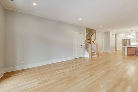 Tiny photo for 4135 N Kenmore Avenue #2N, Chicago, IL 60613 (MLS # 12534672)