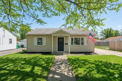 Photo of 912 N Midland Avenue, Joliet, IL 60435 (MLS # 12603329)