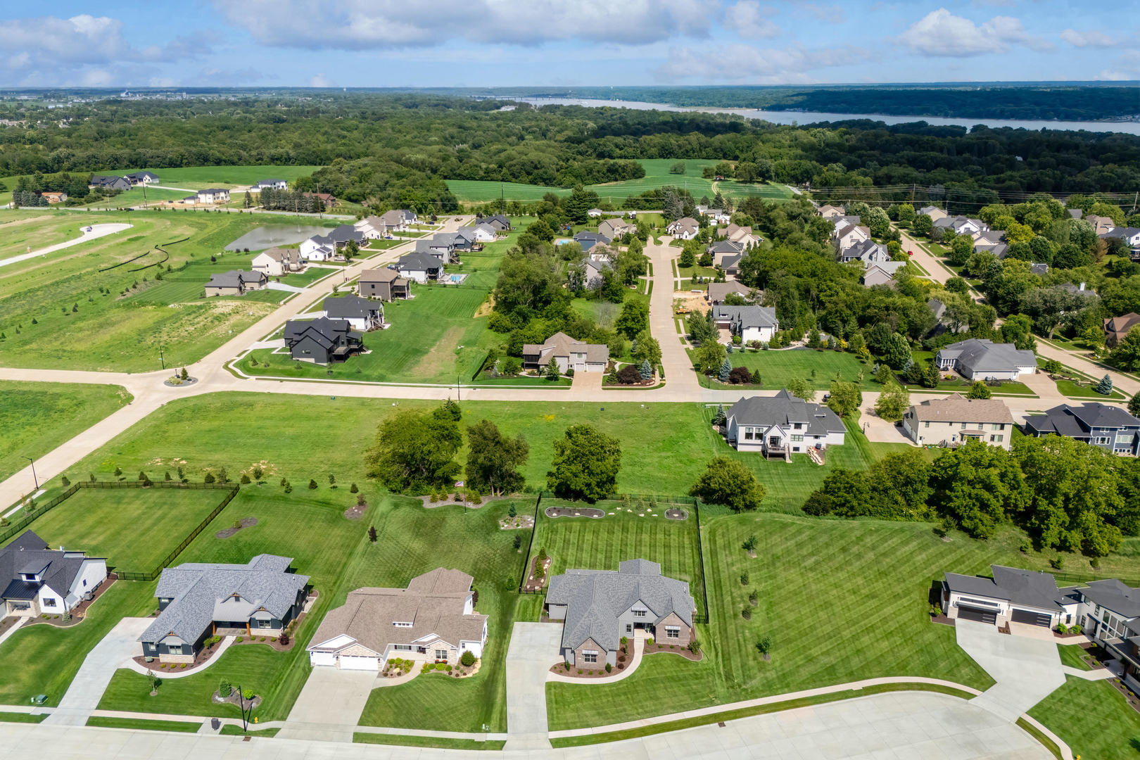 5077 Oak Ridge Court