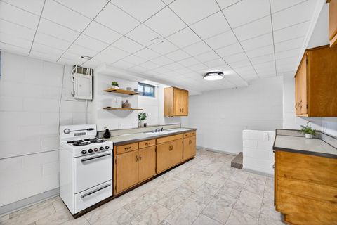 Tiny photo for 816 W College Avenue, Normal, IL 61761 (MLS # 12596120)